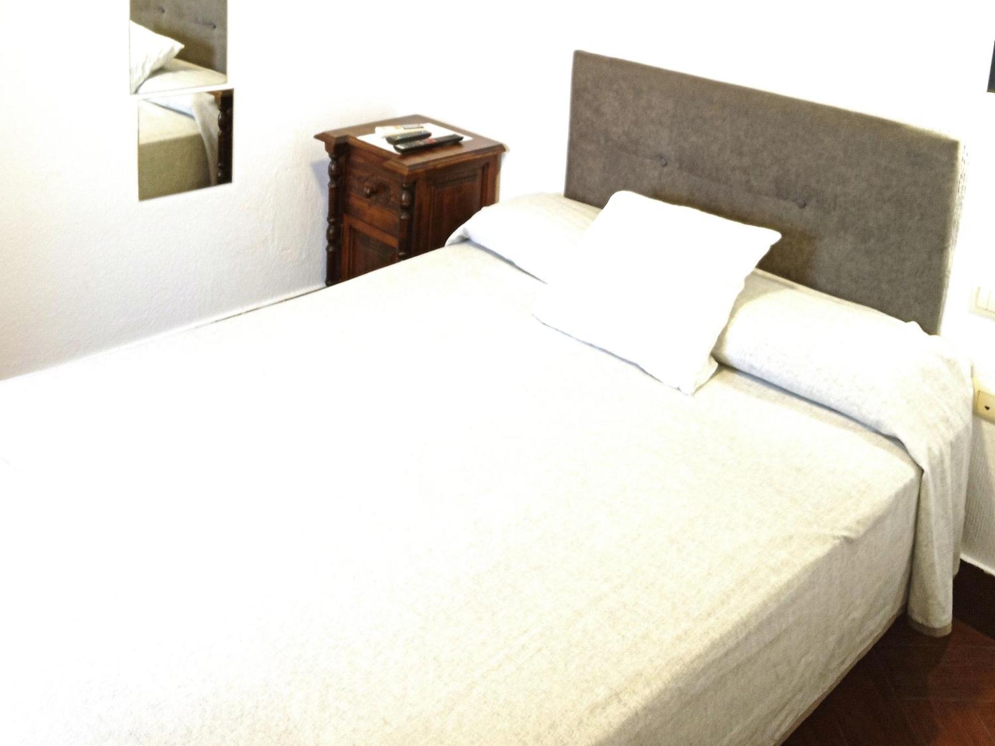 Hostal Cuzco Trujillo Bagian luar foto