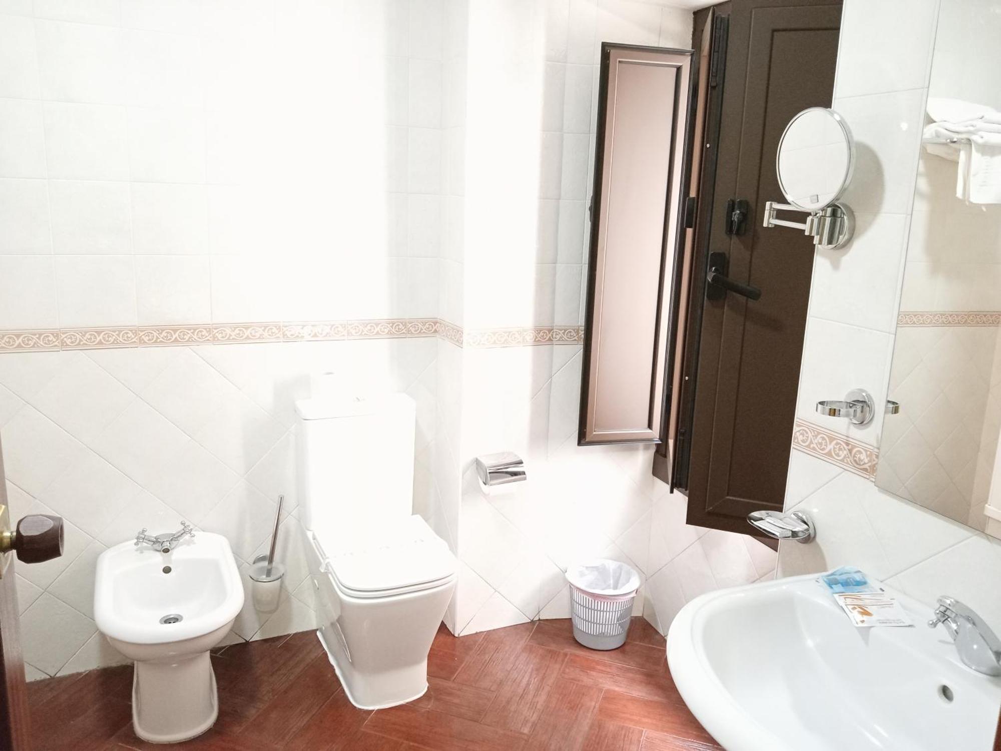 Hostal Cuzco Trujillo Bagian luar foto