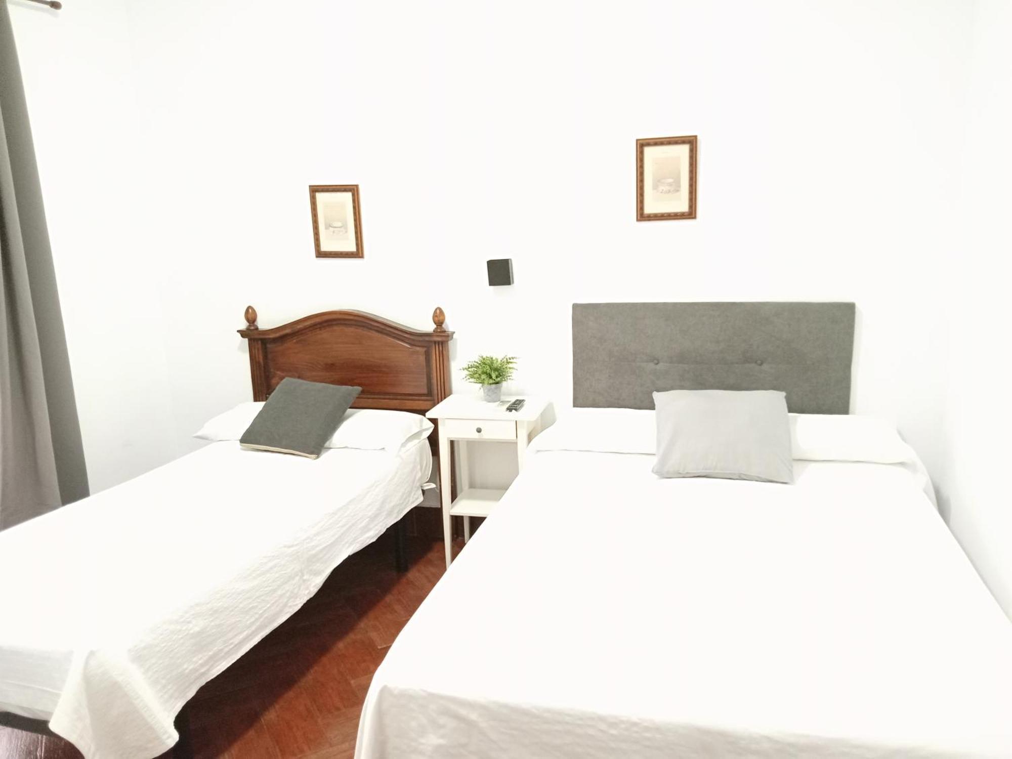 Hostal Cuzco Trujillo Bagian luar foto